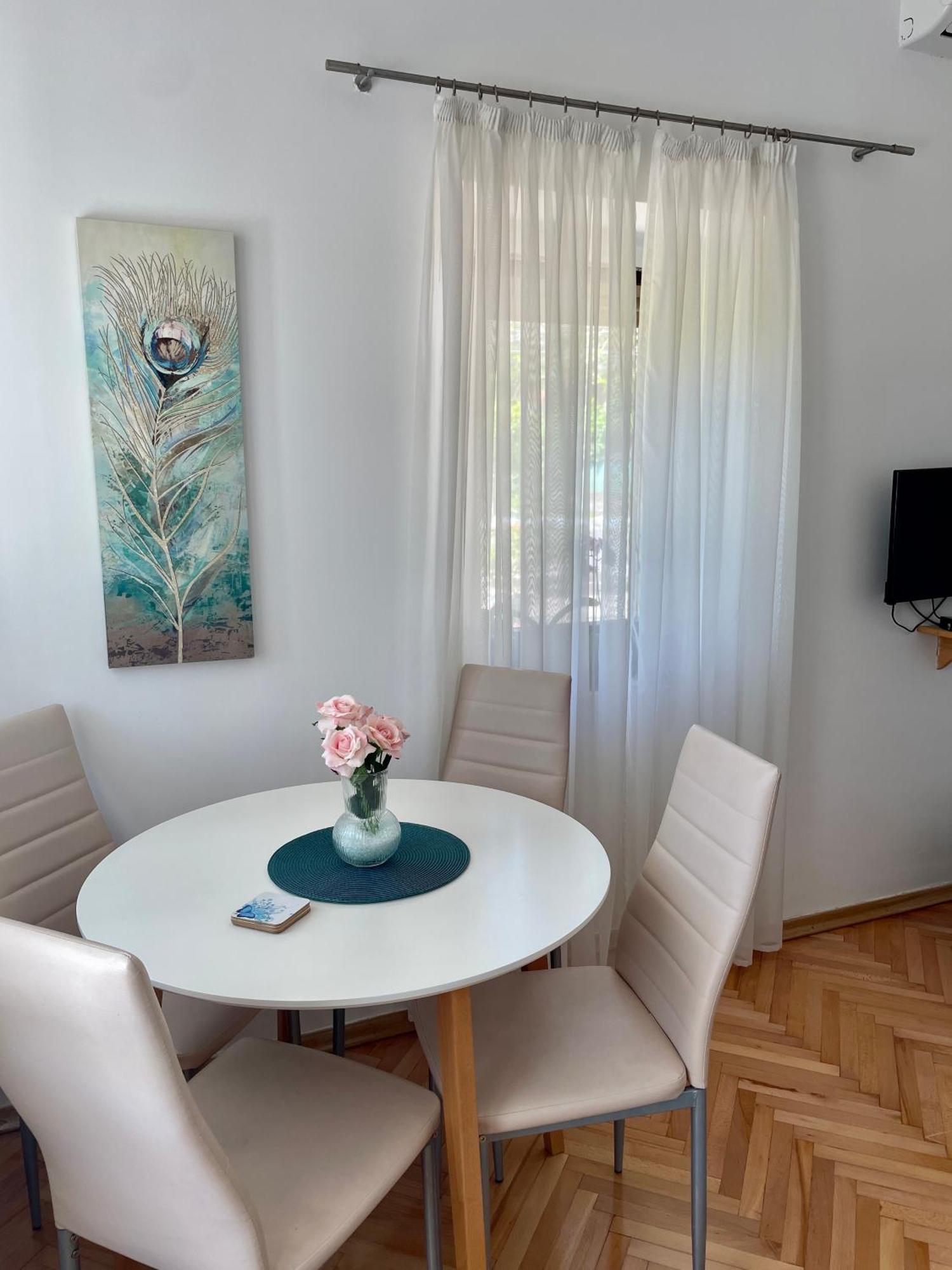 Apartments Marina Bečići Luaran gambar
