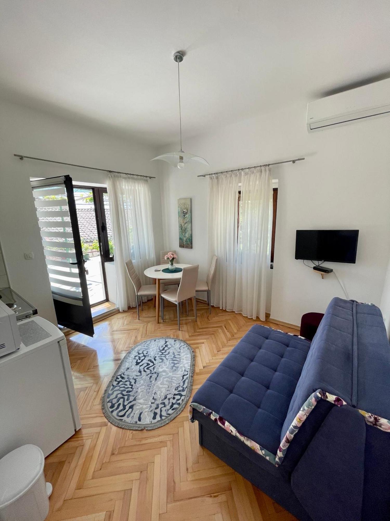 Apartments Marina Bečići Luaran gambar