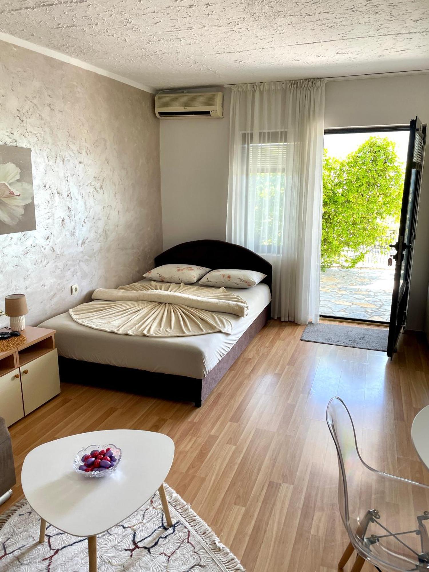 Apartments Marina Bečići Luaran gambar
