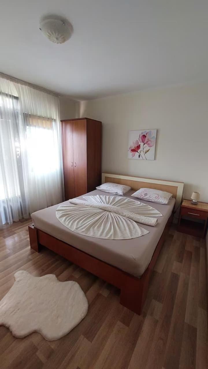 Apartments Marina Bečići Luaran gambar